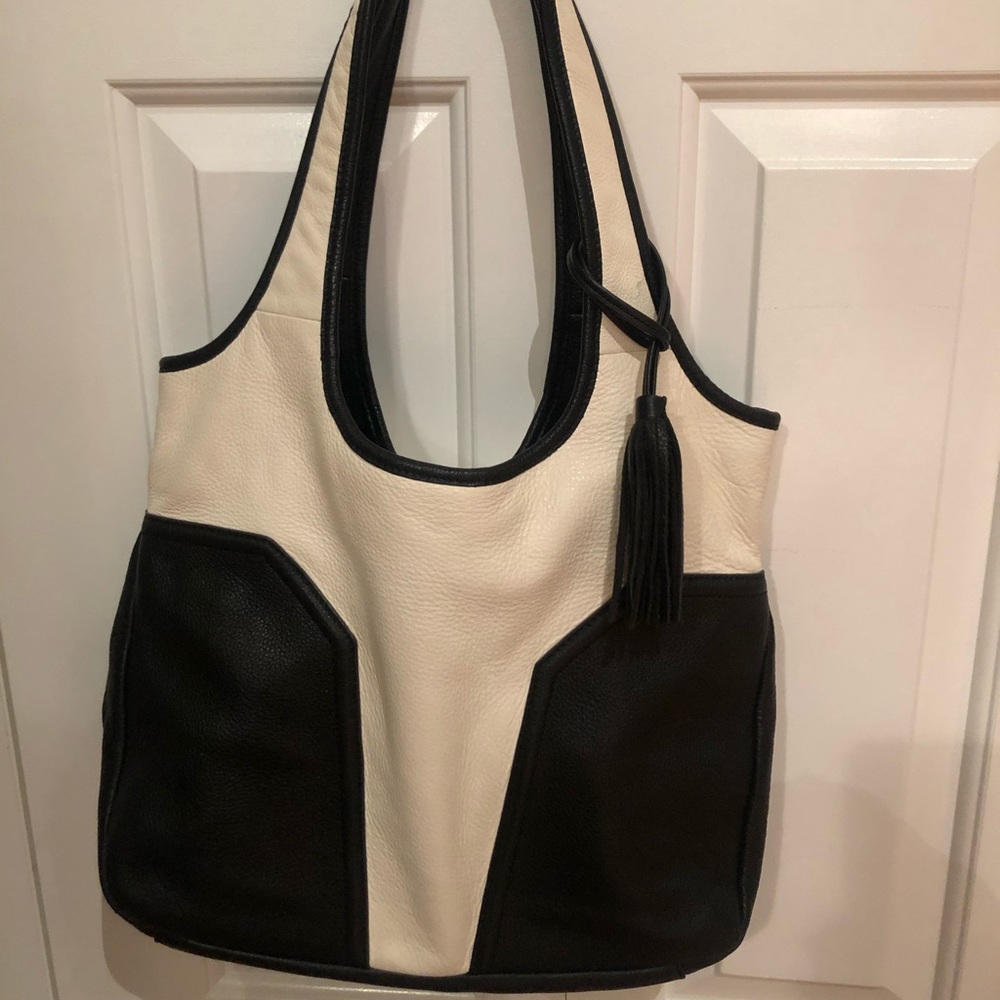 Vince Camuto Shoulder bag